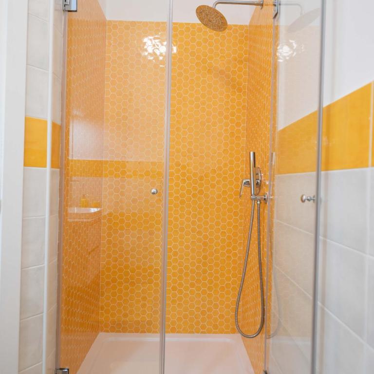 Seconda Stella a Destra - Camera Matrimoniale con Bagno Privato - 6