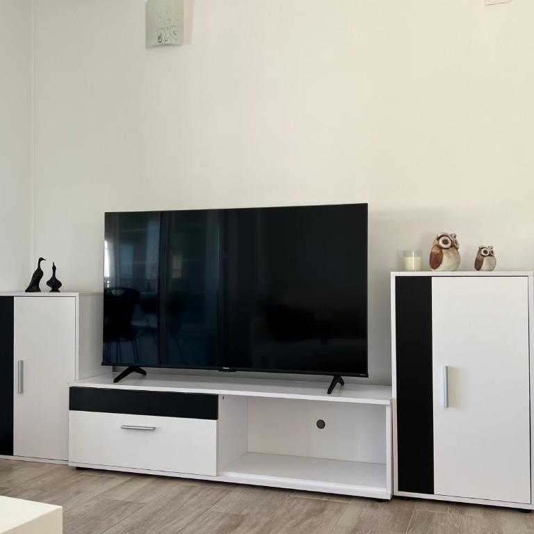Apartamento Bermudas - Three-Bedroom Apartment - 10
