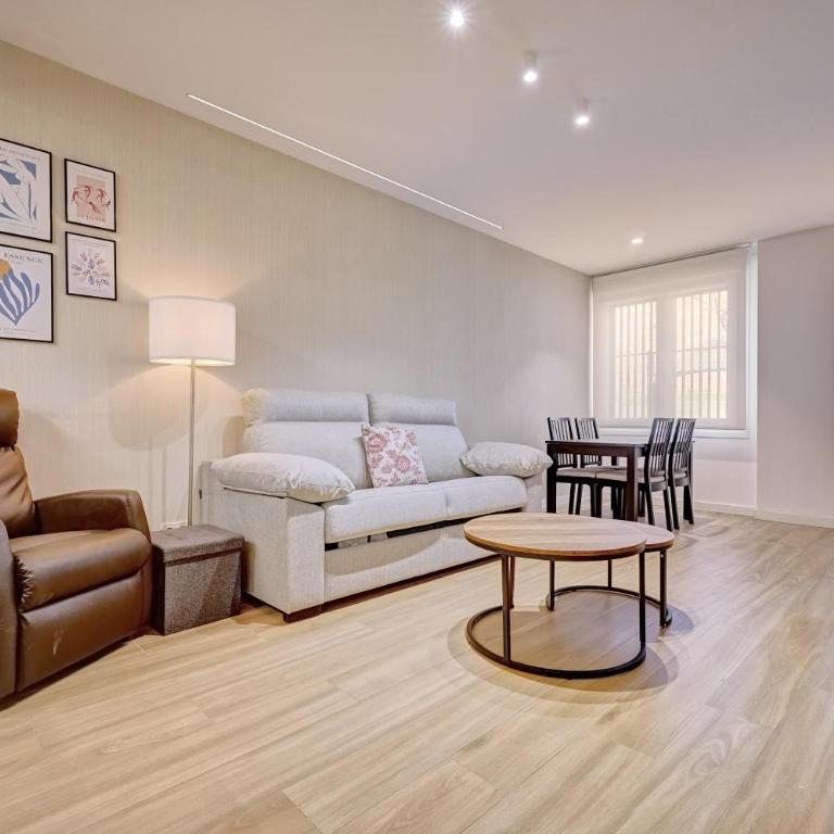 Apartamentos Ezkaba by Clabao - Apartment - 2