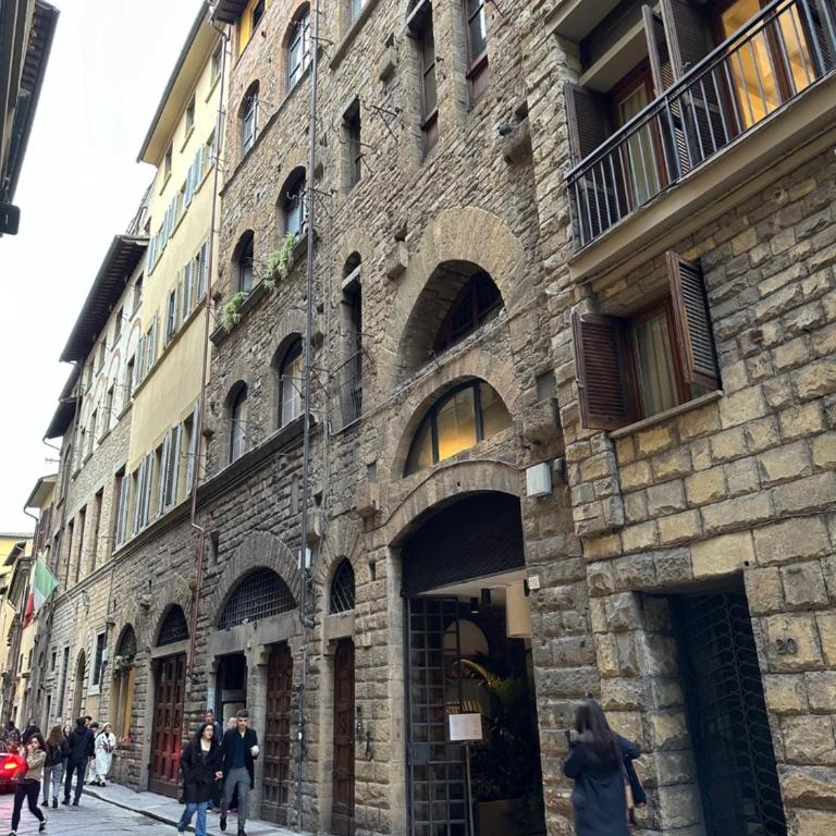 Borgo San Jacopo 8 - Appartamento con 2 Camere da Letto - 21