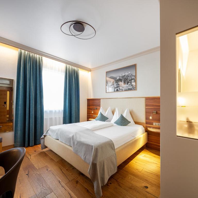 Hotel Frauenschuh Cafè - Comfort Doppelzimmer ohne Balkon - 3