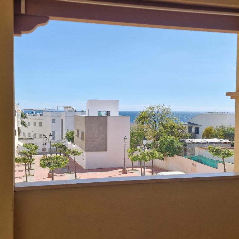 Apartamentos Latin - Apartamento de 2 dormitorios con terraza - 1