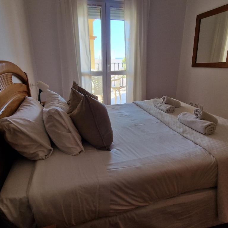 Apartamentos Latin - Apartamento de 2 dormitorios con terraza - 3