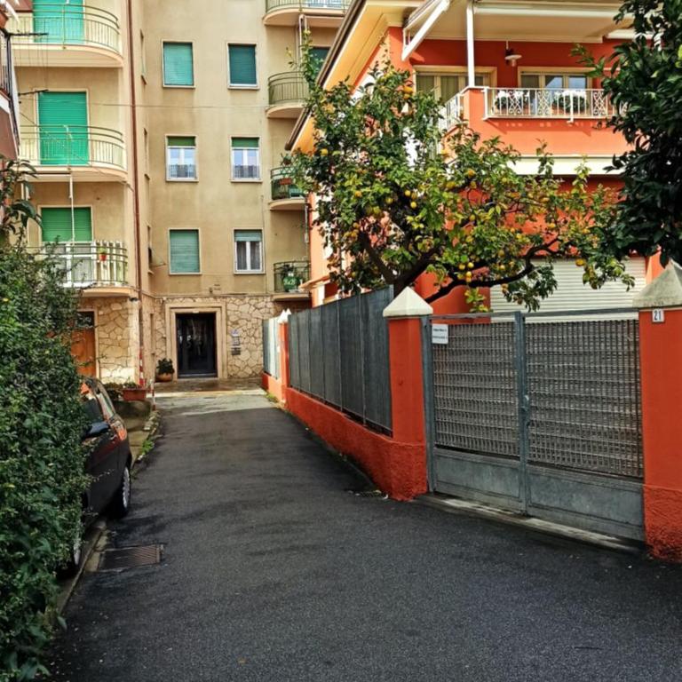 Host Riviera - Appartamento con 3 Camere da Letto - 11