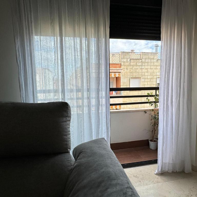 Dúplex céntrico con terraza y parking gratuito - Two-Bedroom Apartment - 18
