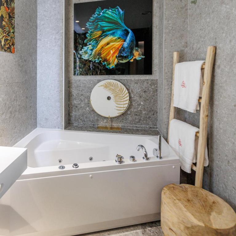 Hotel Ecos del Sella - Suite con bañera de hidromasaje - Cama extragrande - Solo adultos - 9