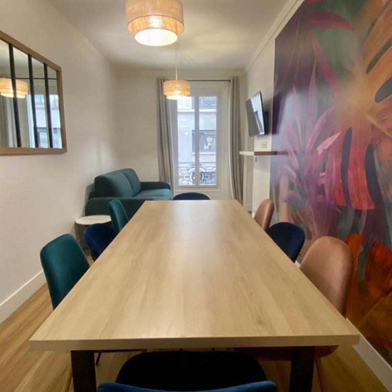 Appartement lumineux proche Saint-Lazare - 8P - Appartement 3 Chambres - 6