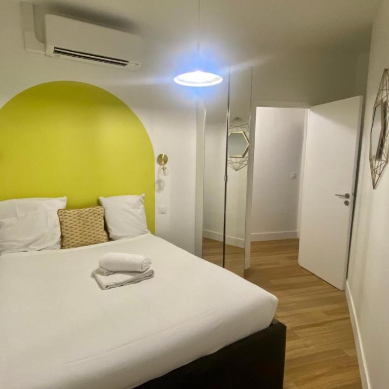 Appartement lumineux proche Saint-Lazare - 8P - Appartement 3 Chambres - 12