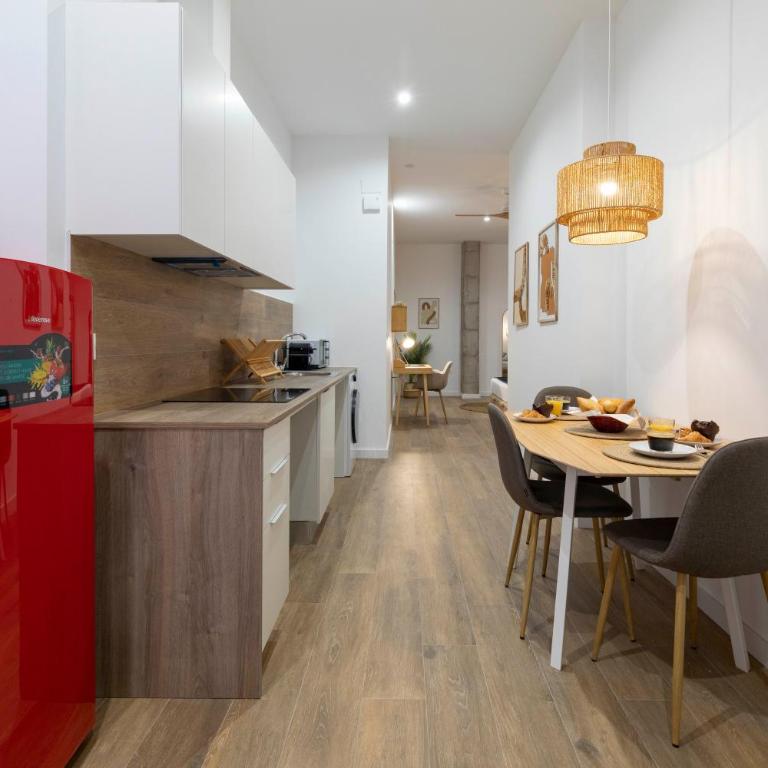 Travel Habitat Mediterranean Suites - Family Studio - 14