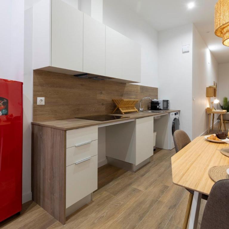 Travel Habitat Mediterranean Suites - Family Studio - 16