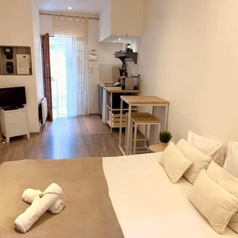 "Pascal 1" Eglise St Louis - Studio Cosy Quartier Haut - Appartement 1 Chambre - 1