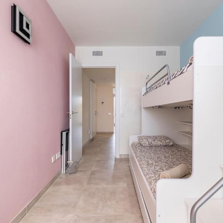 Apartment by the beach with pool and private parking - Apartamento de 2 dormitorios - 10
