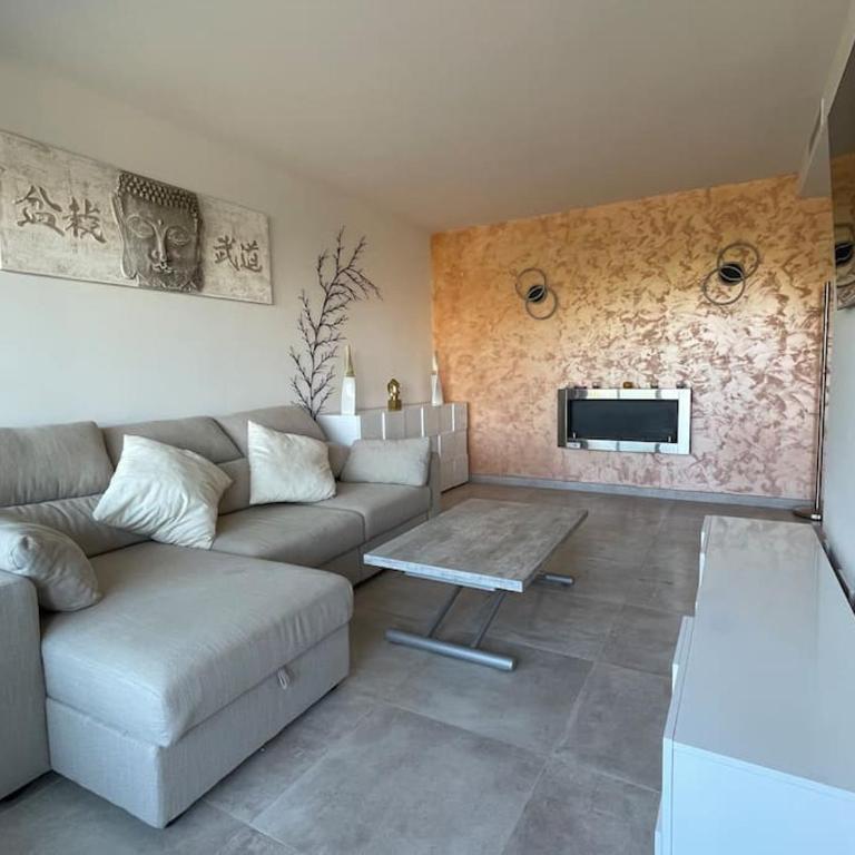 Apartment by the beach with pool and private parking - Apartamento de 2 dormitorios - 17