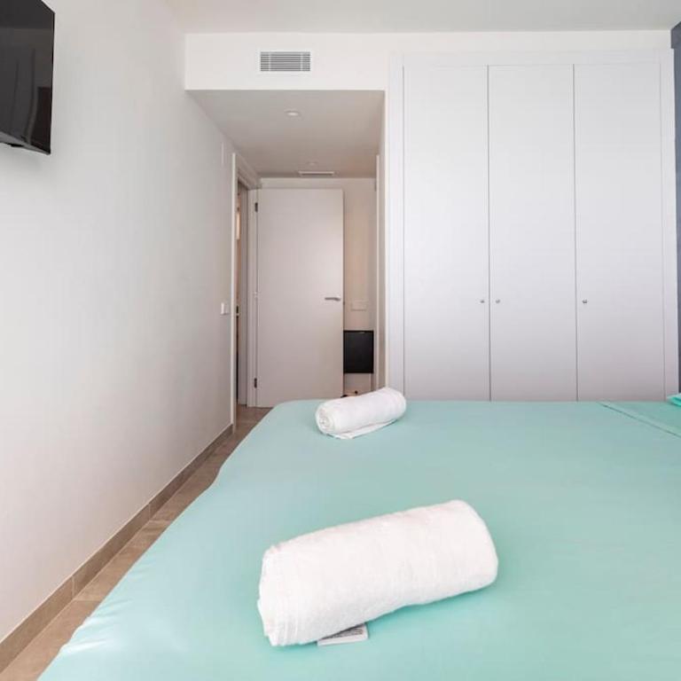 Apartment by the beach with pool and private parking - Apartamento de 2 dormitorios - 42