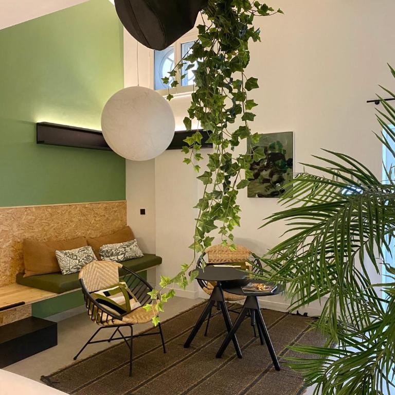 MiHotel Comte - Suite Deluxe Eden - 21
