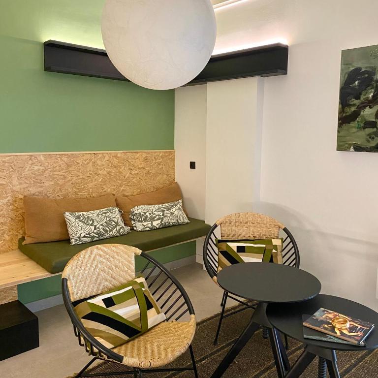 MiHotel Comte - Suite Deluxe Eden - 22
