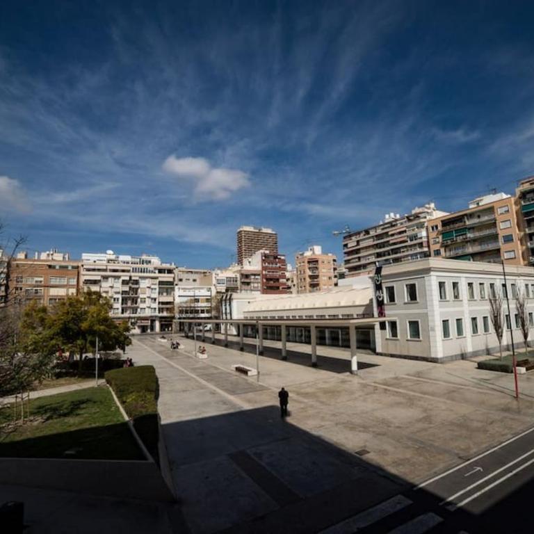 Apto. Plaza Séneca Alicante centro - Apartamento de 3 dormitorios - 11