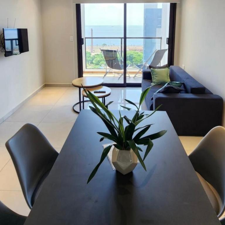 Apartament central with river views, pool and garage - Apartamento de 1 dormitorio - 8