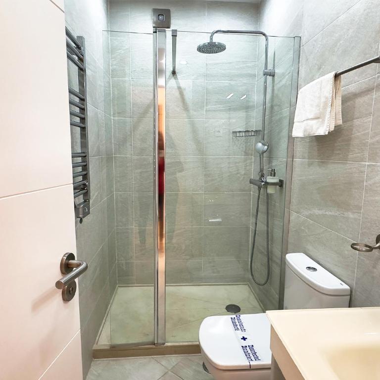 Skol 322 - Completely Renovated Beach Front Apartment Marbella - Two-Bedroom Apartment - 20