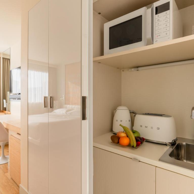N’vY Manotel - Studio Premium - 7