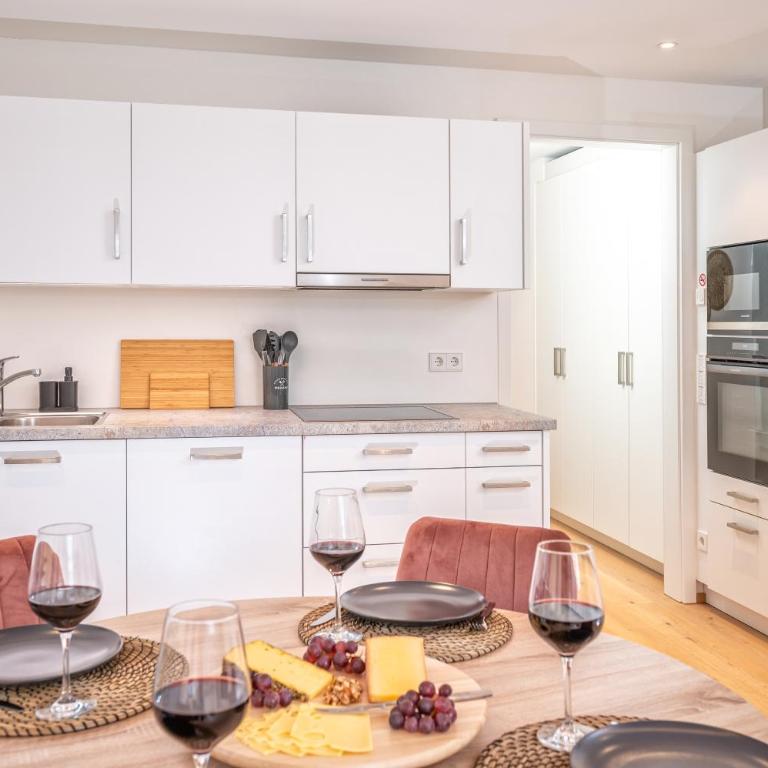 FeWo Zirbenruhe: zentral & modern mit Naturflair - Apartment mit 2 Schlafzimmern - 9