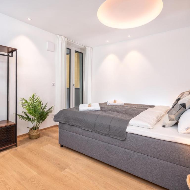 FeWo Zirbenruhe: zentral & modern mit Naturflair - Apartment mit 2 Schlafzimmern - 2
