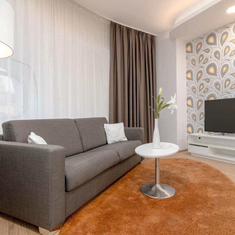 Limehome Graz - Argos by Zaha Hadid - Panorama Suite mit 1 Schlafzimmer - 10
