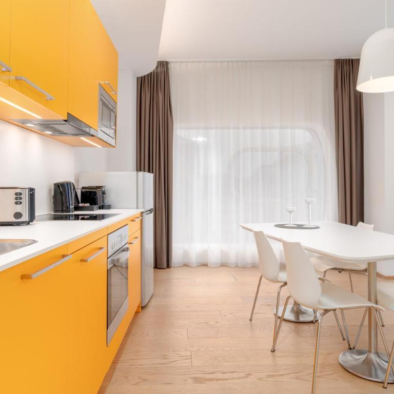 Limehome Graz - Argos by Zaha Hadid - Panorama Suite mit 1 Schlafzimmer - 7