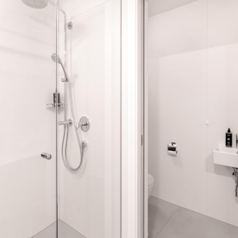 Limehome Graz - Argos by Zaha Hadid - Deluxe Suite mit 1 Schlafzimmer - 10
