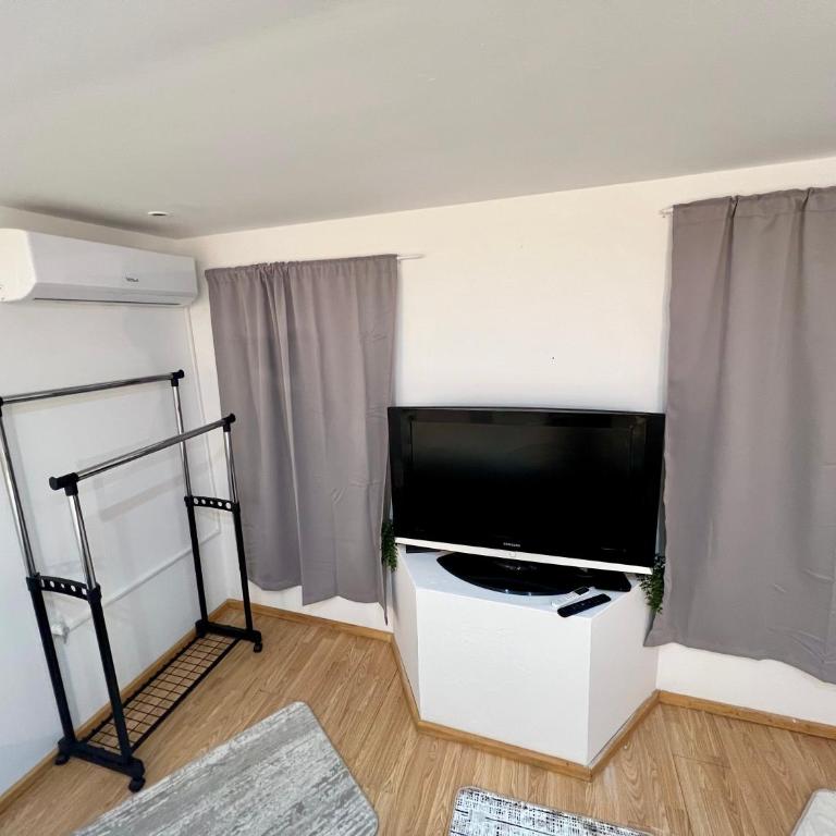 Gray harmony rooms - Classic Triple Room - 3