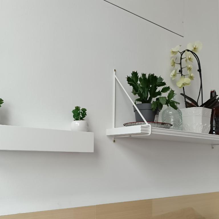 La Sirenetta - Two-Bedroom Apartment with Balcony - 13