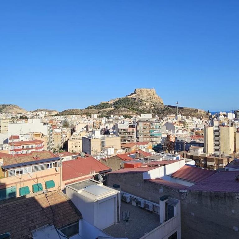 Beautiful Penthouse with Terrace and Views - Penthouse Apartment - 18