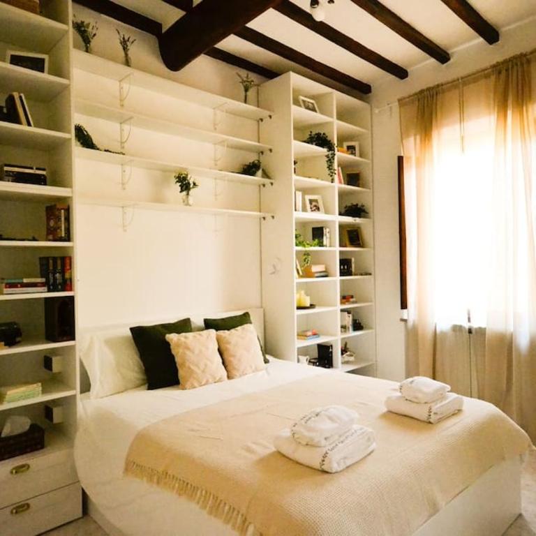 The Librarian's home - Two-Bedroom Apartment - 1