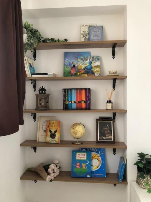 The Librarian's home - Two-Bedroom Apartment - 6