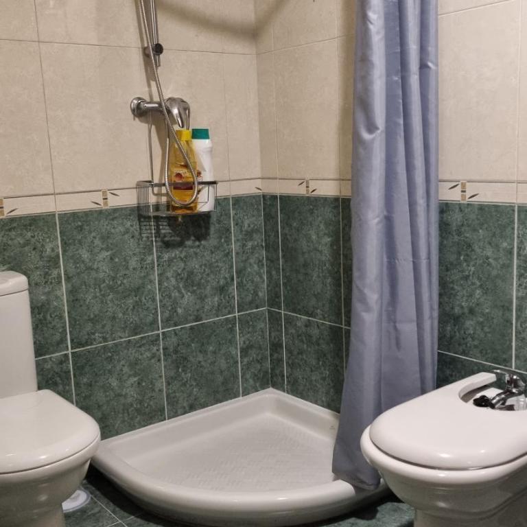 Piso zona hospital 7 personas - Apartamento - 23