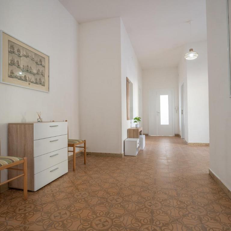 "Tramontana" vista mare - 300m dalla spiaggia - Appartamento con 3 Camere da Letto - 5