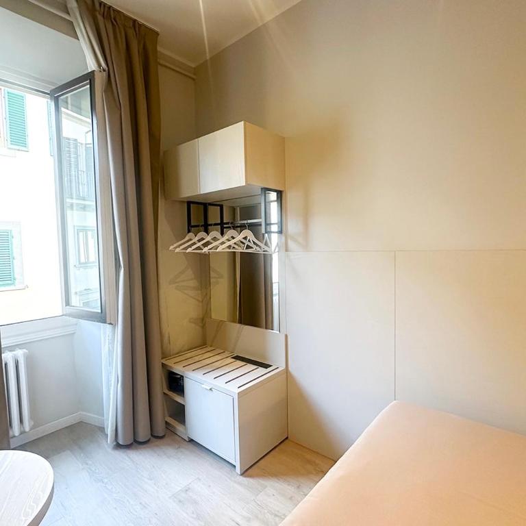 Hotel Giappone - Single Room with Private External Bathroom - 3