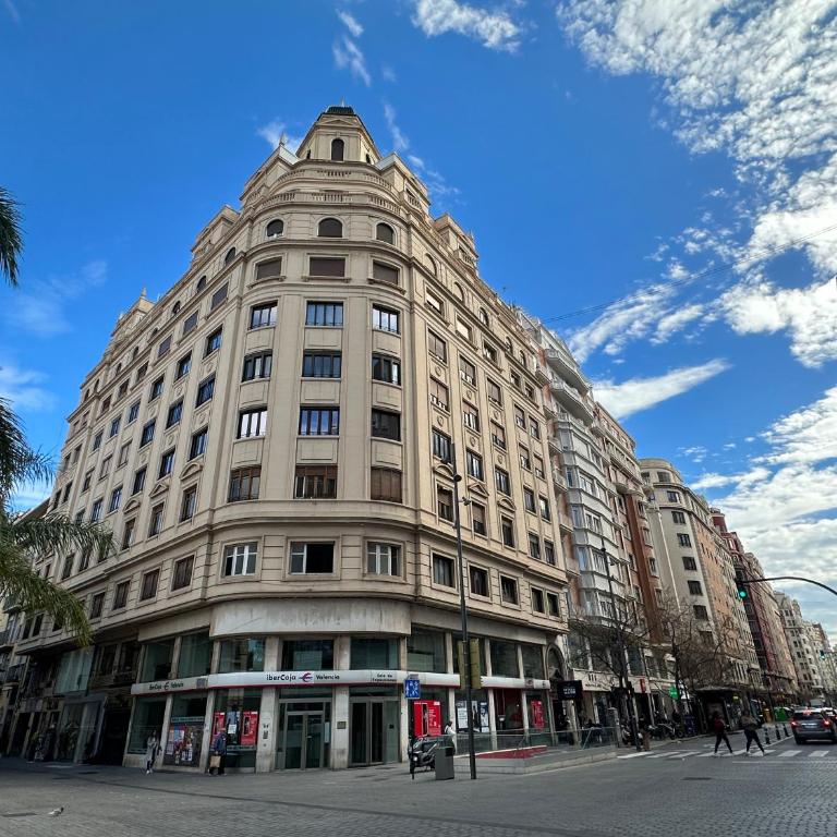 Mirador 2 del Mercado Central - habitacion con baño privado en el centro de la Ciudad Vella - Mixed Dormitory Room - 40