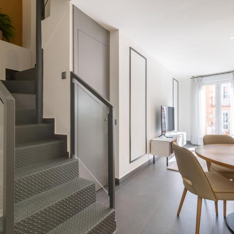 Amazing new duplex for 4 - Two-Bedroom House - 8
