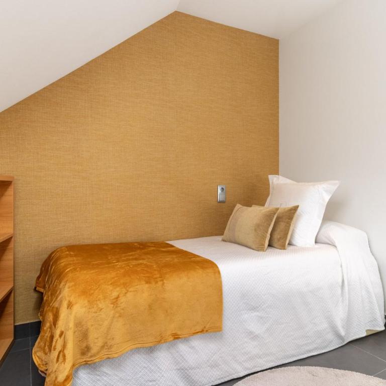 Amazing new duplex for 4 - Two-Bedroom House - 13