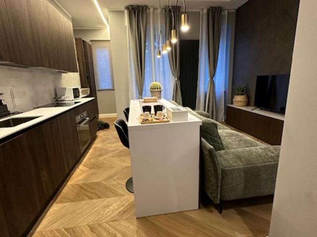 V28 - Appartamento con 1 Camera da Letto - 2