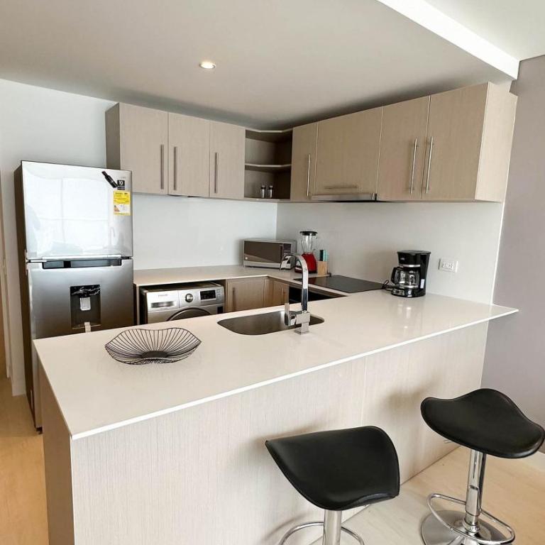 Apartaestudios con vista en el centro de Bogotá - One-Bedroom Apartment with Balcony and City View - 34