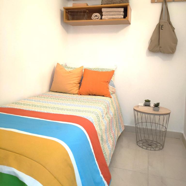 Luminoso apartamento en SALOU con PISCINA, TERRAZA y PARQUE INFANTIL IDEAL FAMILIAS - Apartamento con vistas a la piscina - 5