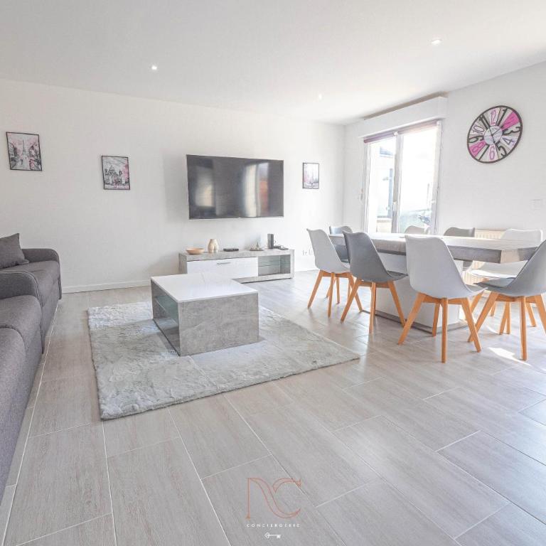 *Disneyland-Paris* 9 pers, 2 parkings, Wifi, AC - Apartment mit 2 Schlafzimmern - 9