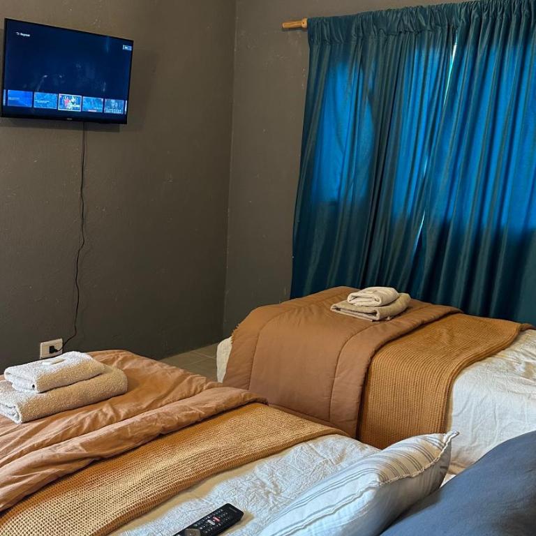 Hospedaje "Room" - Double or Twin Room with Bathroom - 19