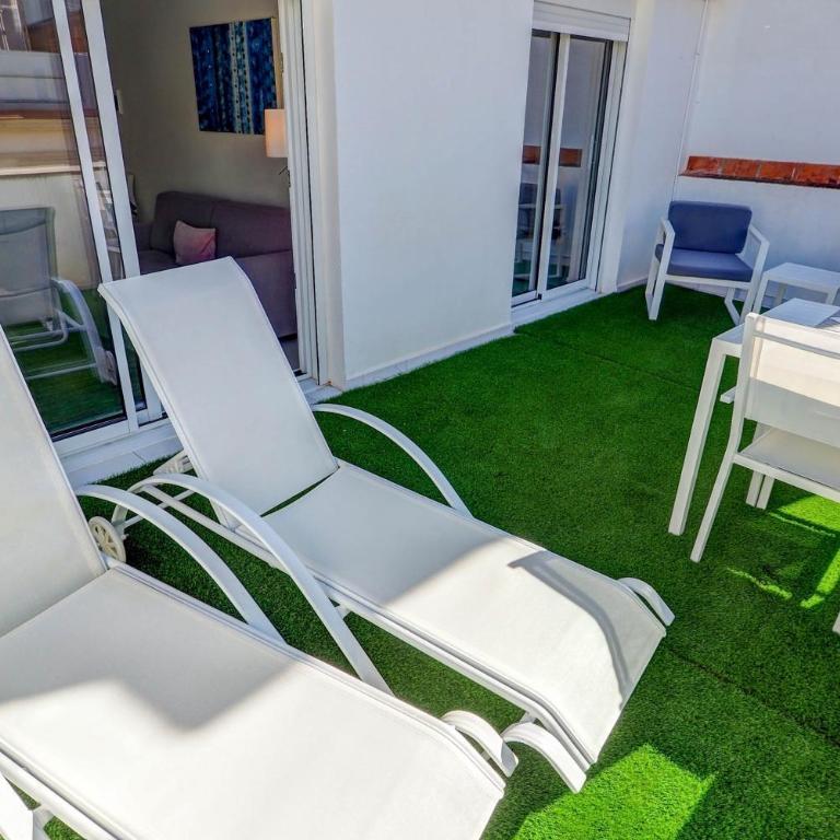 White Penthouse by Hello Homes Sitges - Apartamento de 1 dormitorio - 14