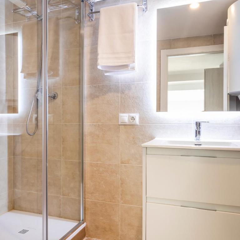 CENTRAL STATION SOROLLA APARTAMENTs - Apartment with Terrace - 8