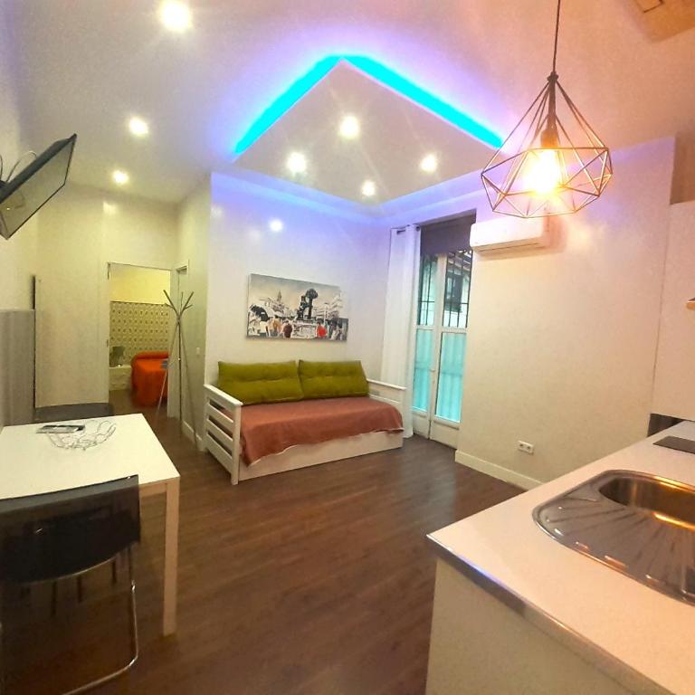 Céntrico apartamento entre Sol, Ópera y Pza Mayor - Apartment - 6