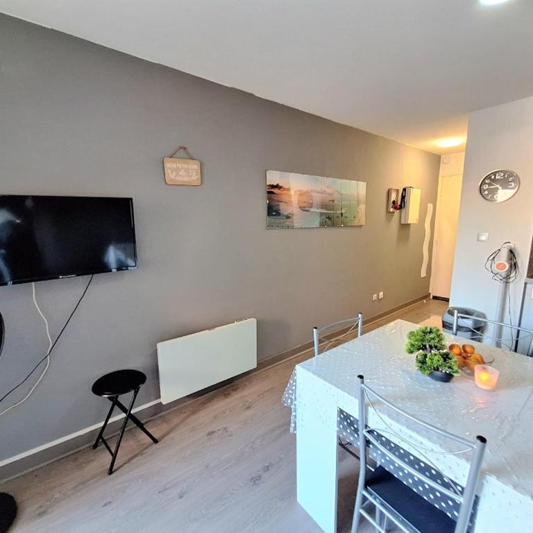 studio pour 4 personnes proche du port et des plages - Appartement 1 Chambre - 23