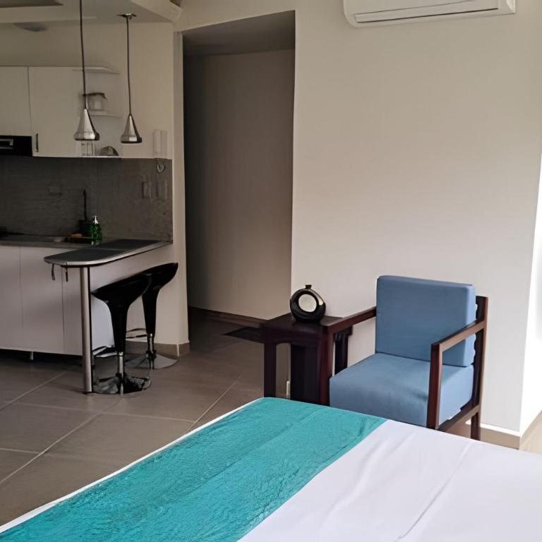 404 Moderno Aparta-Suite en Versalles Tipo Loft - Cali Tower Suites & Lofts - Suite - 4